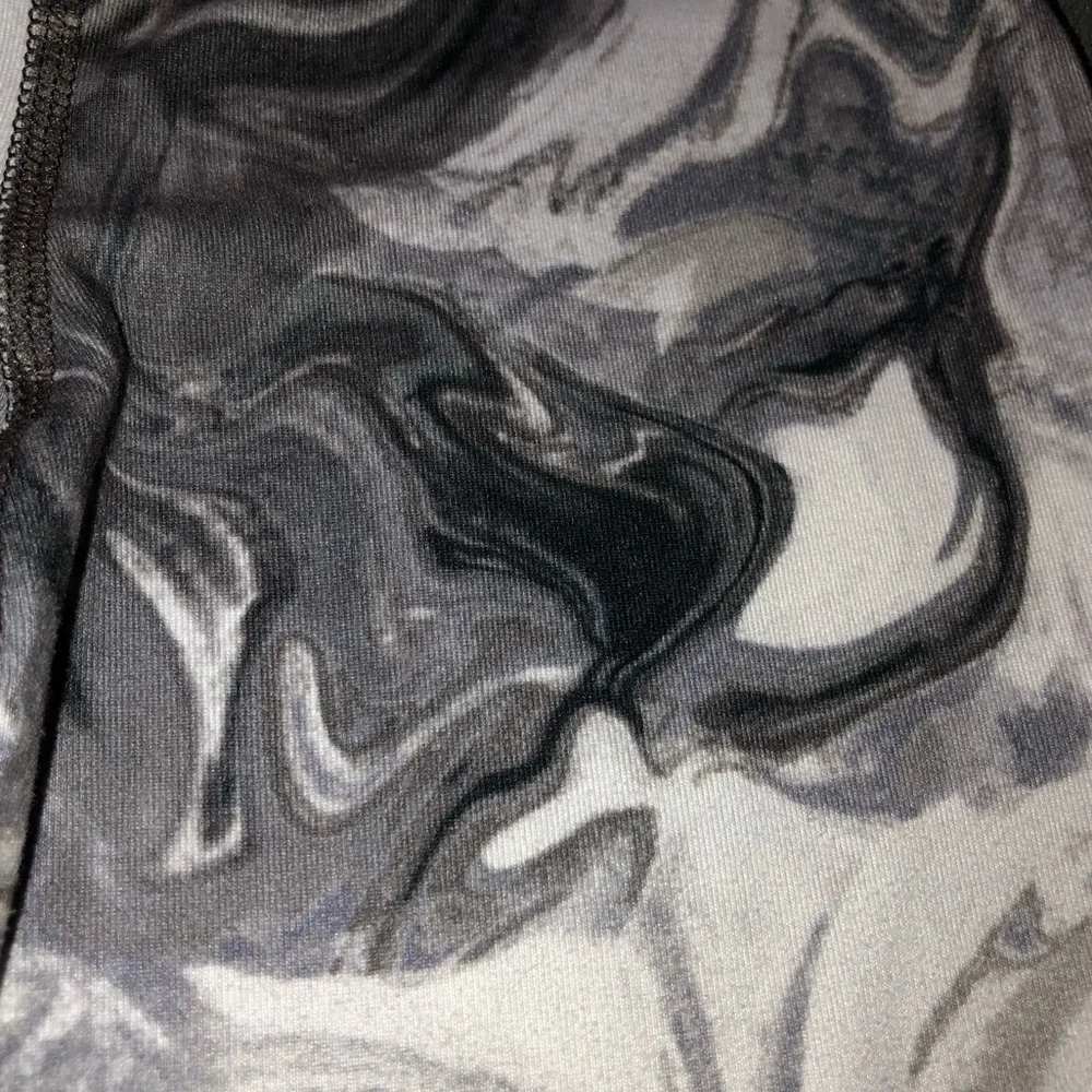 ❗️SOLD❗️C9 Champion•Black & White Marble Design Leggings - Picture 7 of 12